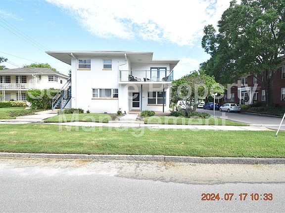 2nd image of 2101 W Hills Ave Floor 1