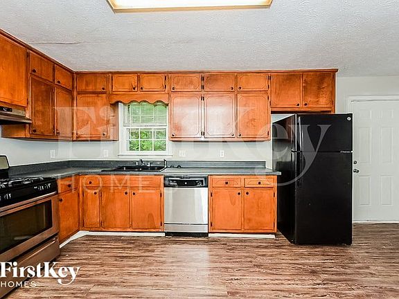 4th image of 1247 Mountain Dr NE
