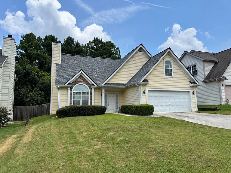 2025 Baramore Oaks Dr — Photo 3