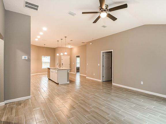 5th image of 6020 Patriots Landing Ln