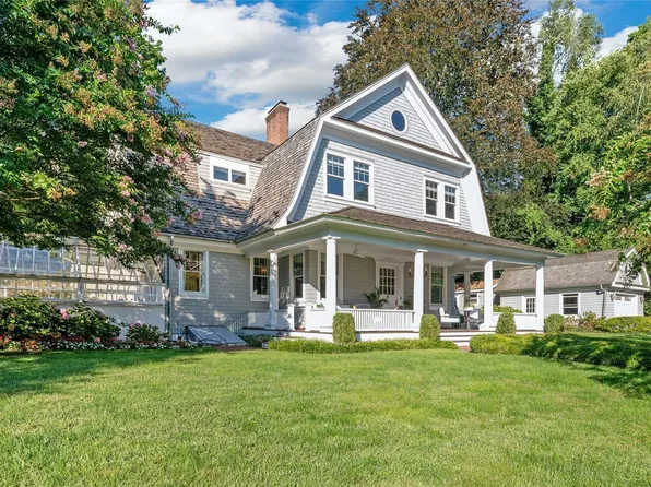 15 Wincoma Drive, Huntington Bay, NY 11743