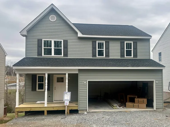 1016 Middlebrook Ave, Staunton, VA 24401