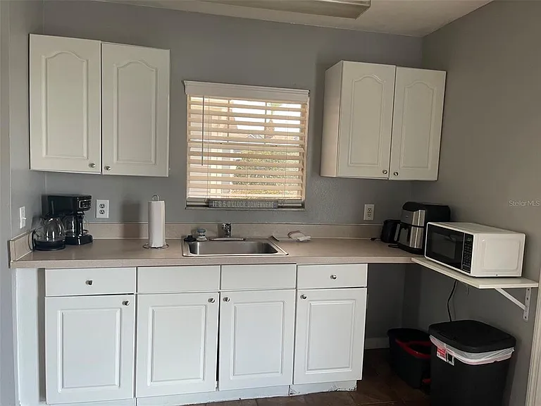 659 Caribbean Dr — Photo 3