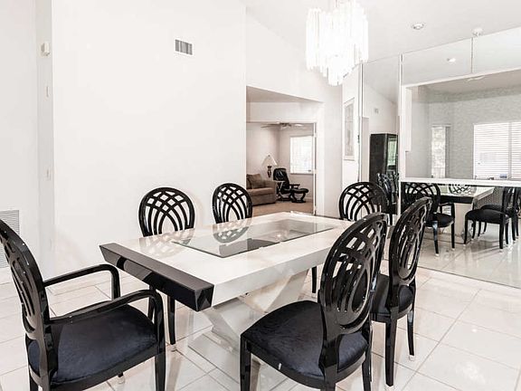 4th image of 5951 Regal Glen Dr APT 207