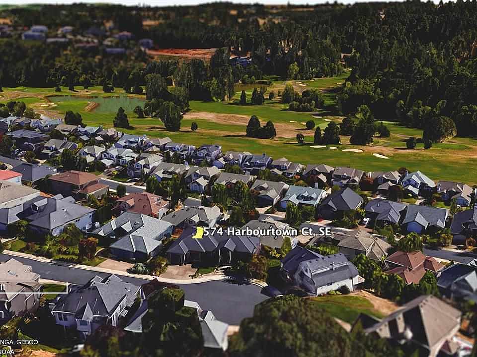 2nd image of 574 Harbourtown Ct SE