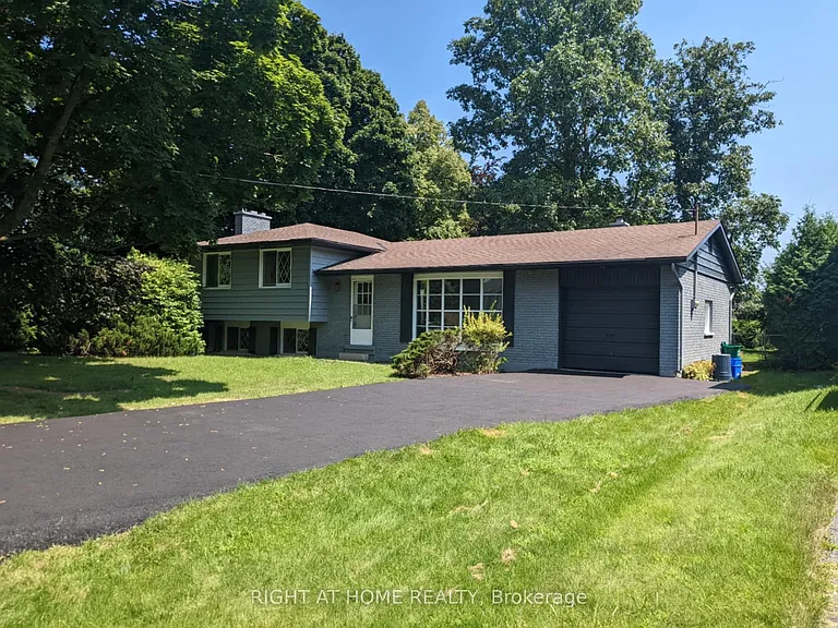 464 Sandlewood Rd — Photo 1