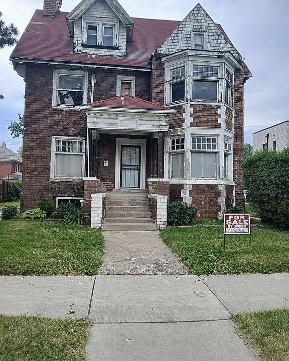 2nd image of 99 Chandler St