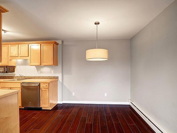 4th image of 810 Taylor Ave N APT 225