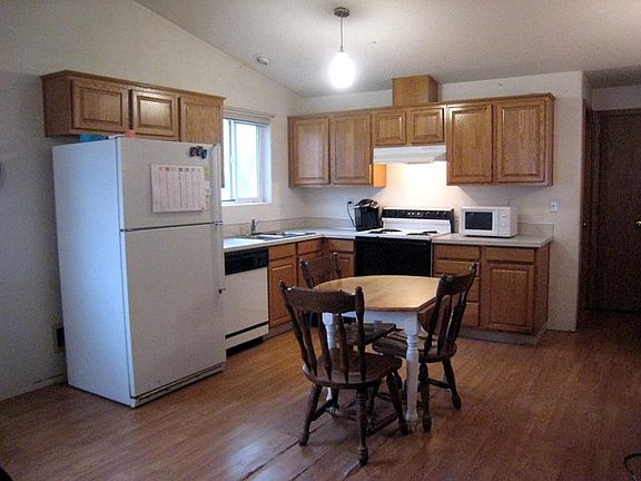 5th image of 6201 SE Luna Way