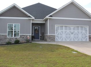 111 Cascades Ct, Bonaire, GA 31005