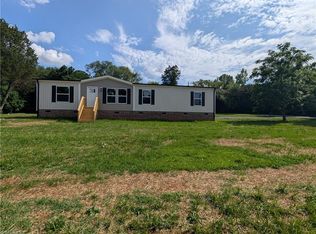 171 Greenwood St, Lexington, NC 27292