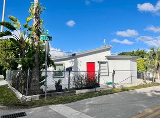 2201 NE 135th Ln, North Miami Beach, FL 33181