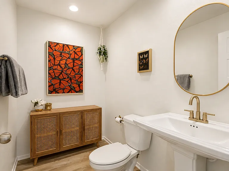 5802 Julian Way — Photo 9