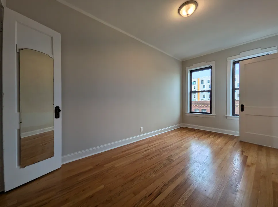 2 bed, 908 sqft, $2,795 — Photo 4