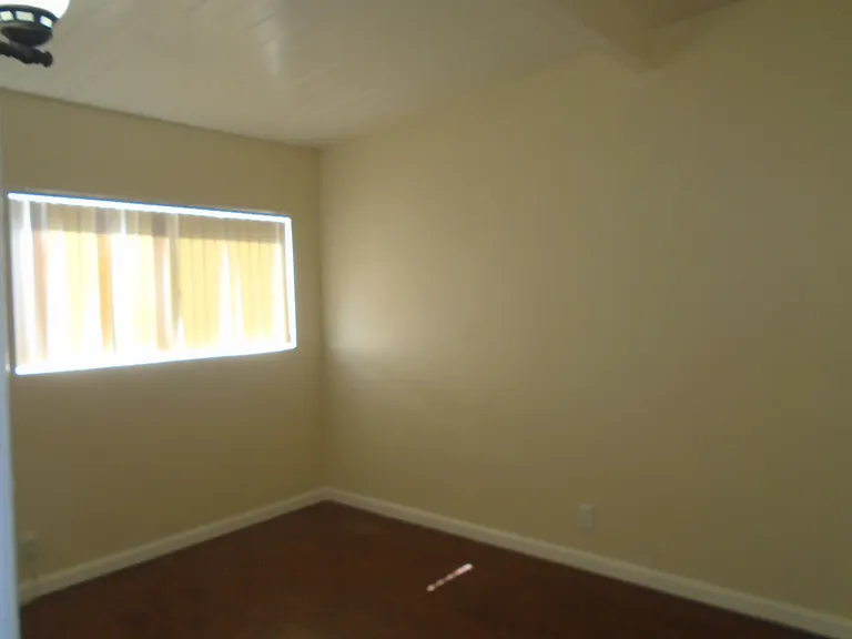 545 S 1st Ave #8 — Photo 10