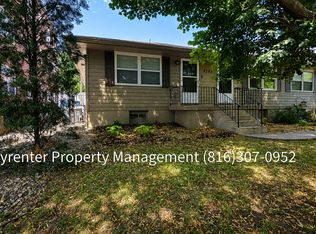 4308 Oak St, Kansas City, MO 64111