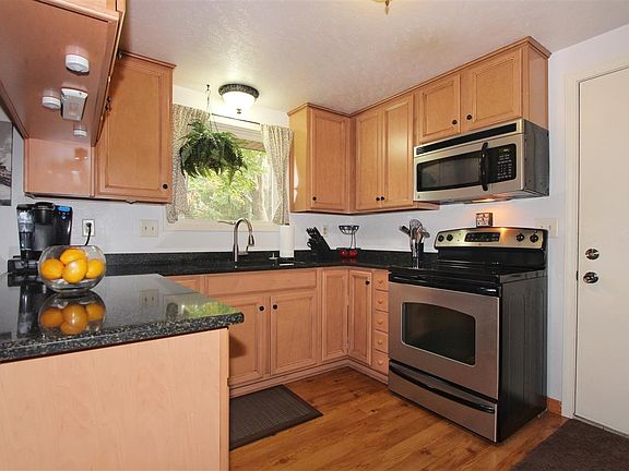 5th image of 2411 Nicole Ann Cir