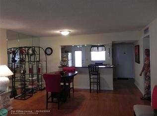 501 NE 14th Ave APT 101, Hallandale, FL 33009