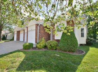 437 Cambridge Pl, Saint Peters, MO 63376