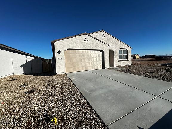 3rd image of 4244 E Brook Lynn Place