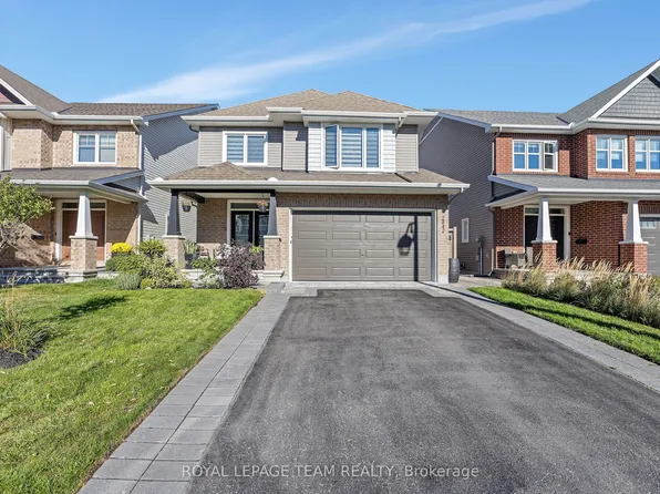 2842 Grand Canal St, Ottawa, ON K2J 6E4