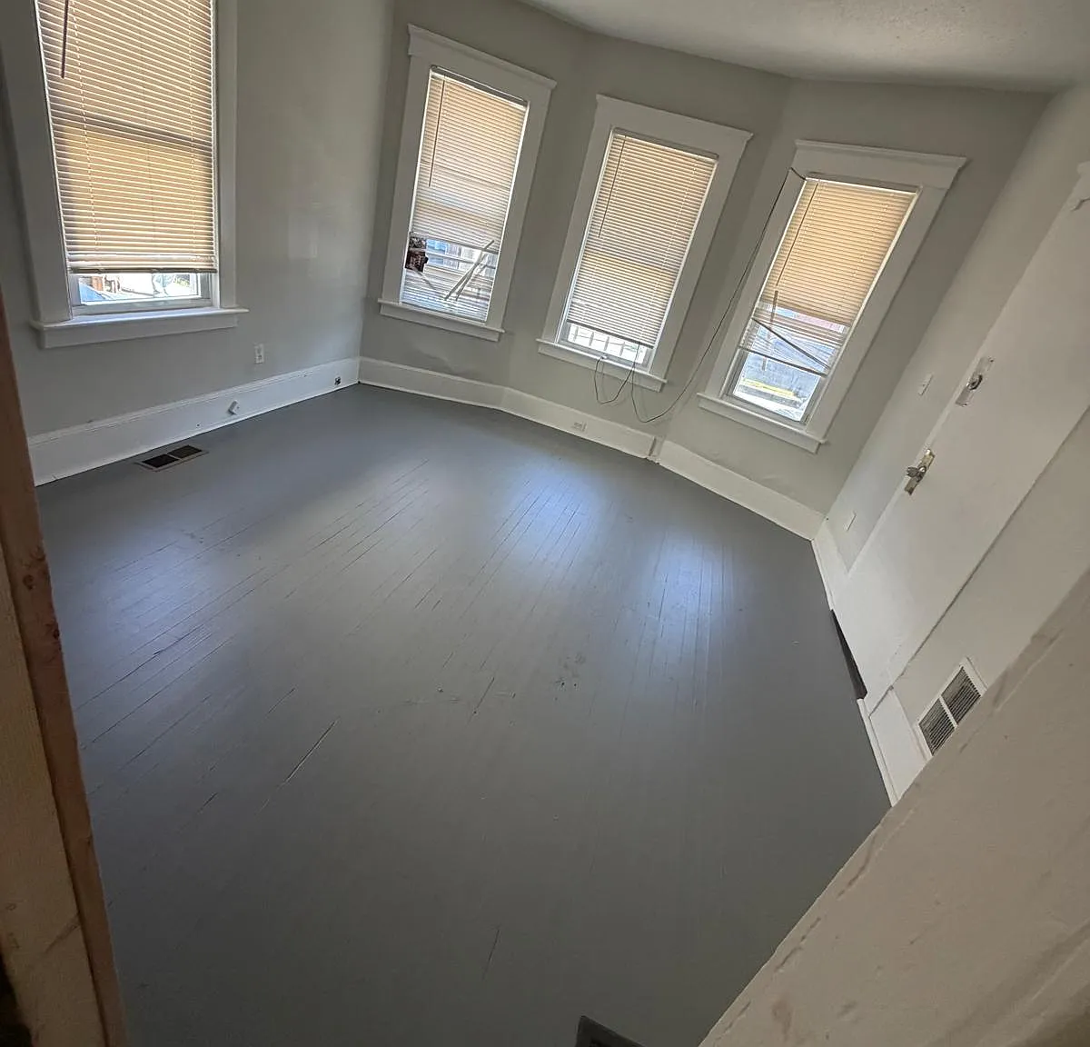 2 bed, 1100 sqft, $2,000 — Photo 1