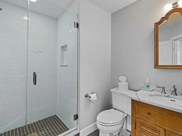 58 Bayfield Ln — Photo 13