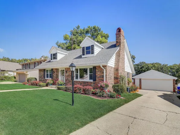 8839 32nd AVENUE, Kenosha, WI 53142