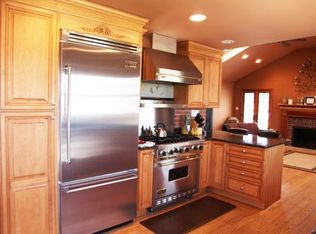 422 Furrows Rd, Holbrook, NY 11741