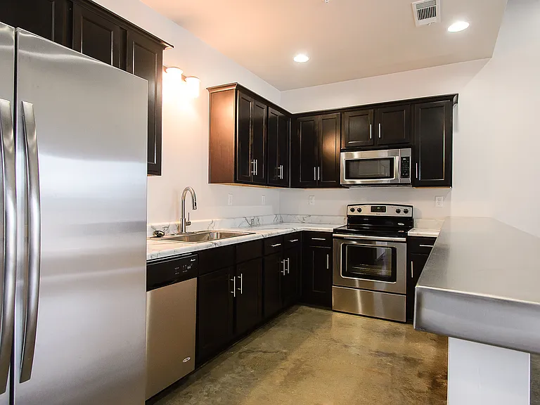 Myers Flats - 3 Bedroom — Photo 19