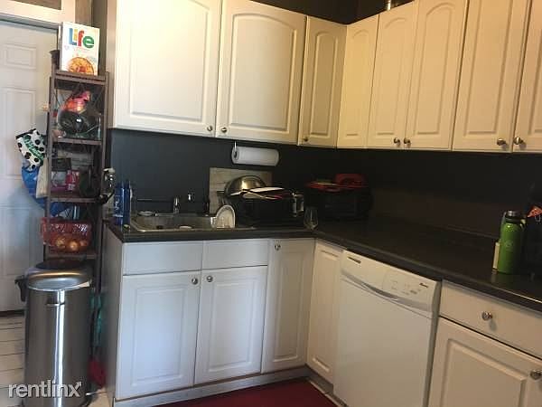 2nd image of 2838 N Albany Ave APT 2E
