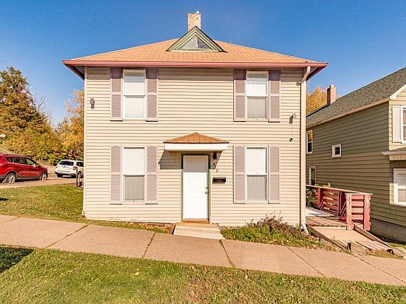 3rd image of 432 N 7th Ave E
