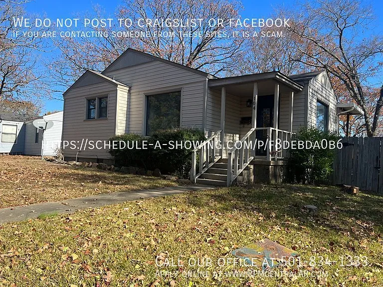 104 Belmont Dr — Photo 1
