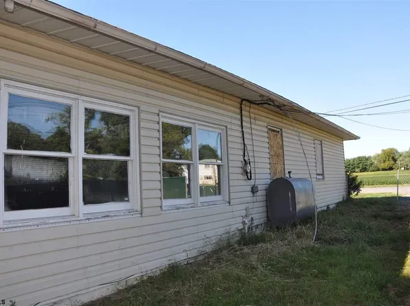 54 Lakeside Dr, Bridgeton, NJ 08302