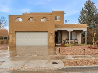 3040 Pueblo Puye, Santa Fe, NM 87507