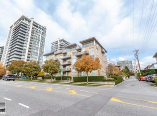 1288 Chesterfield Ave Penthouse 3, North Vancouver, BC V7M 2L5