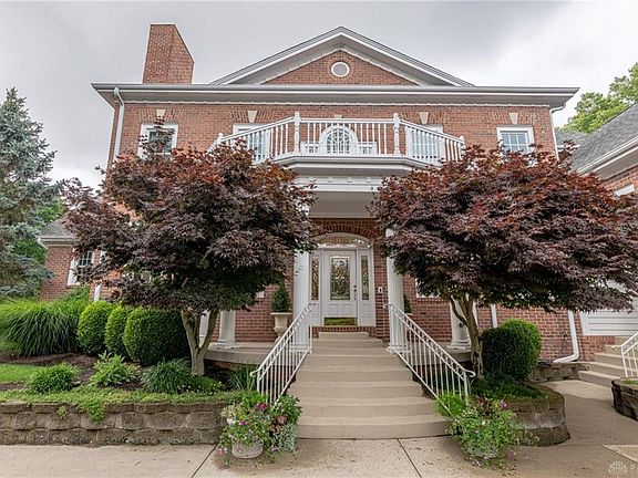 2nd image of 10661 Chestnut Hill Ln