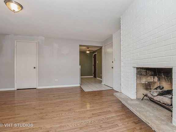 3rd image of 11117 S 84th Ave APT 2B