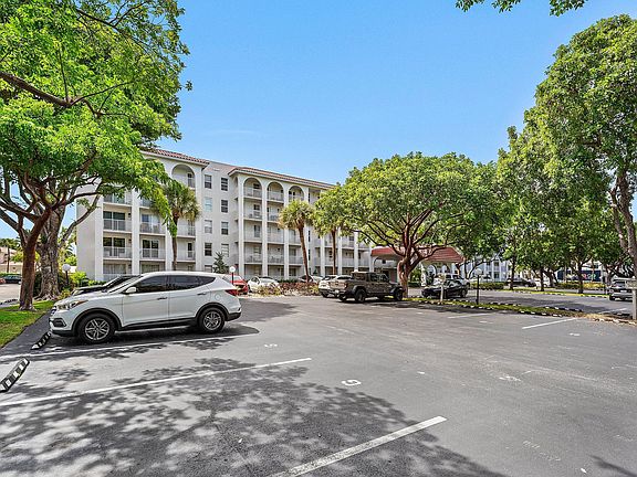 5th image of 1111 S Ocean Boulevard #315