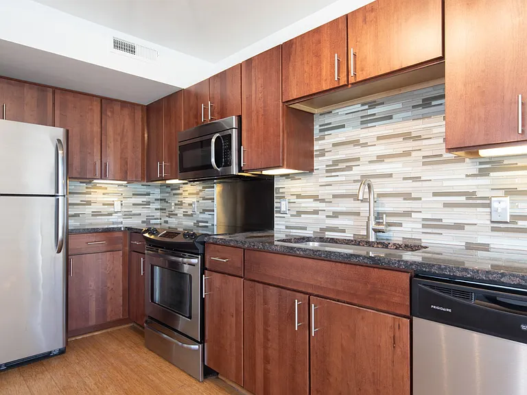 Riverview Lofts — Photo 21