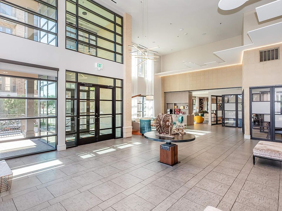 Boutique Hotel-style Lobby