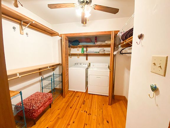 4th image of 1832 Glencove Ln