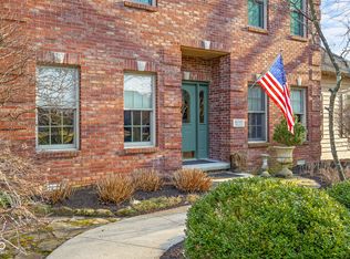 6045 Channel Dr, Columbus, IN 47201