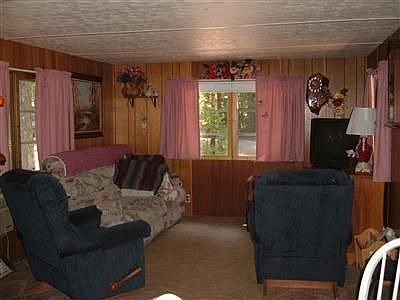 4th image of 102 Shady Ln