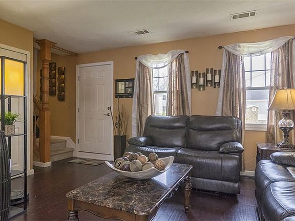 5th image of 4235 Bennington Blvd #14-G