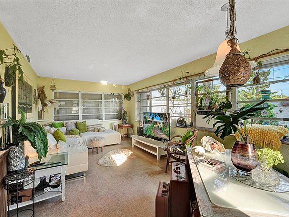 3rd image of 431 NE 49th Street