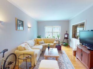 159 Saint Paul St APT 7, Brookline, MA 02446
