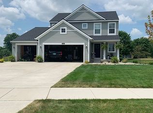 3545 Jamesfield Dr, Hudsonville, MI 49426