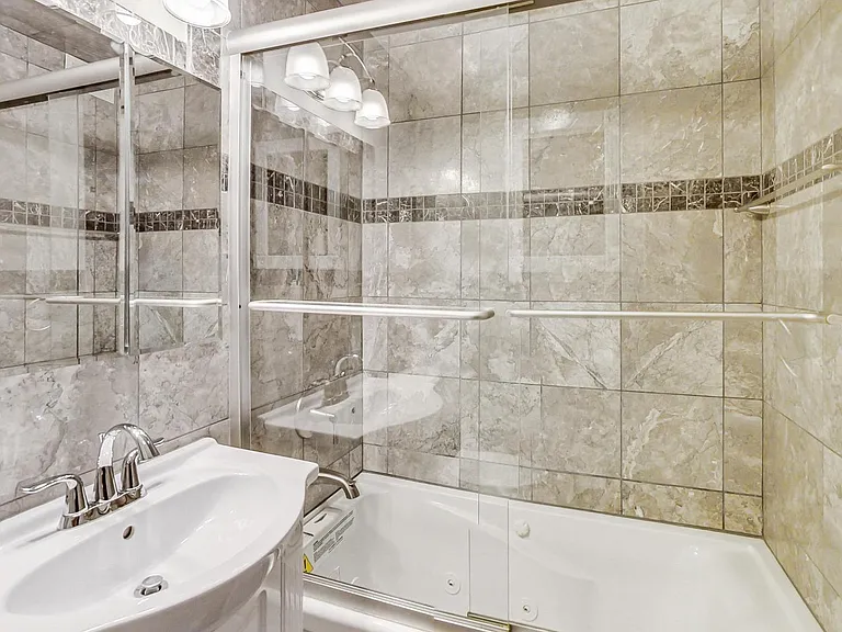 400 E Randolph St #3326 — Photo 30
