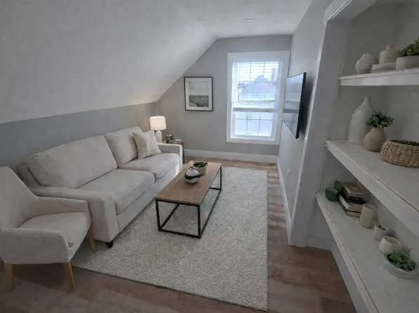 73 Walnut, 71 1/2 73 Walnut St #C5304e30c, Nashua, NH 03060